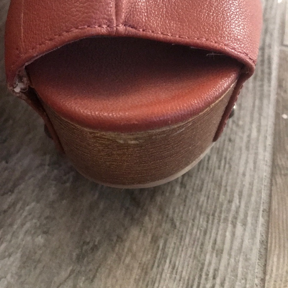 Rust colored wedges - Picture 7 of 7